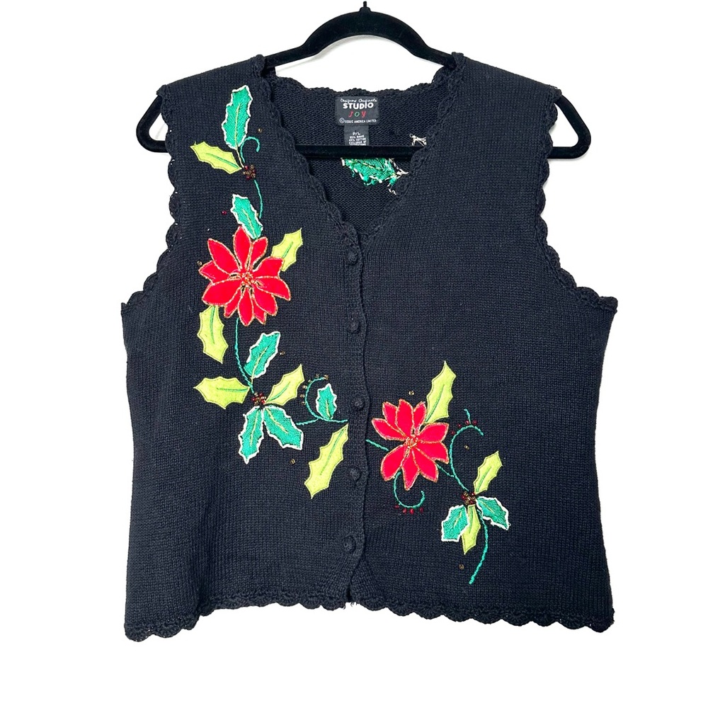 Vintage Kitschy Poinsettia Christmas Grannycore Knit Embroidered Beaded Vest